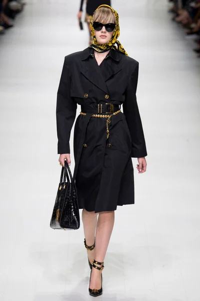 Look 5